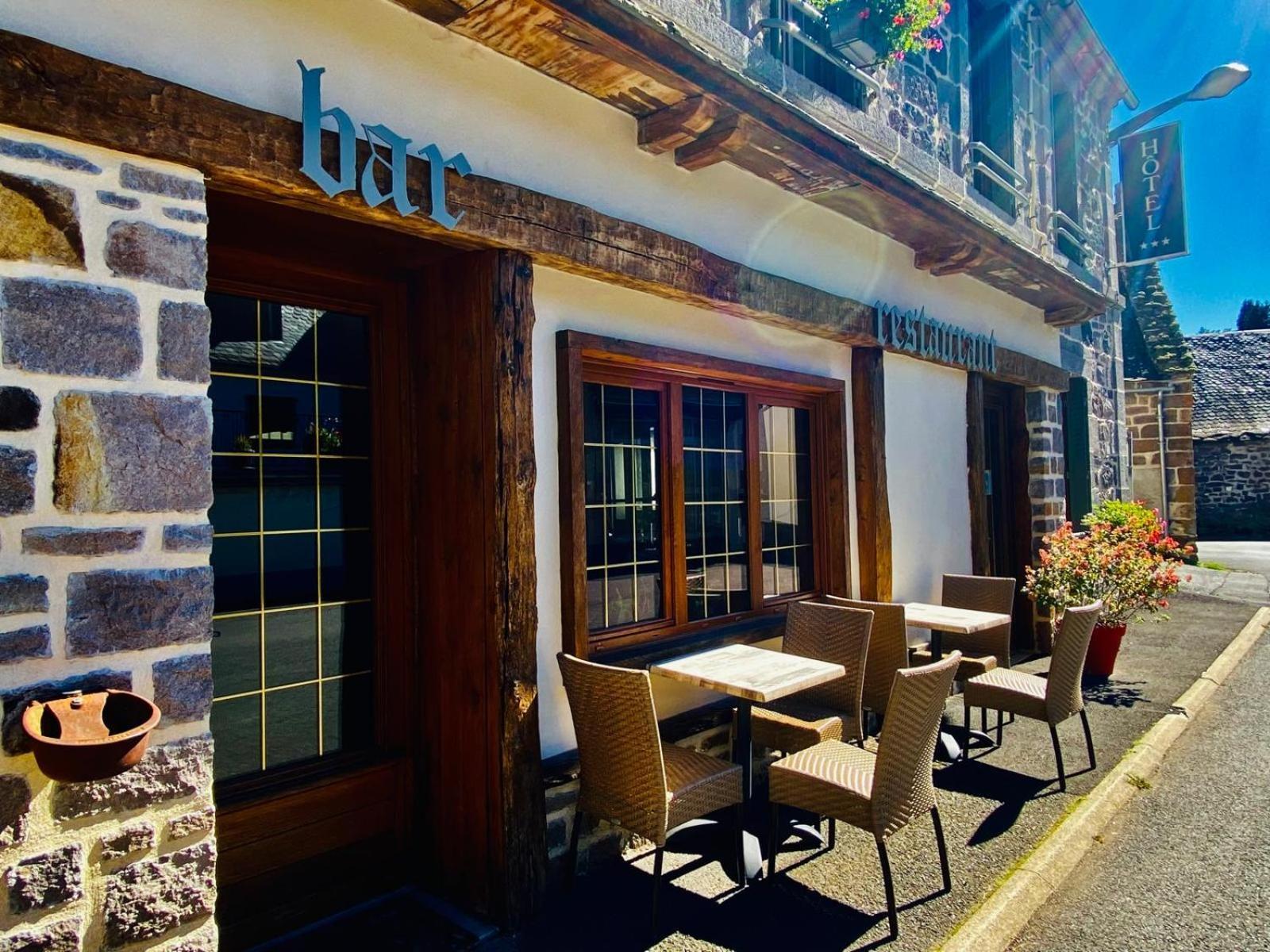 Hotel Restaurant Du Plomb Du Cantal Murat  Exterior foto